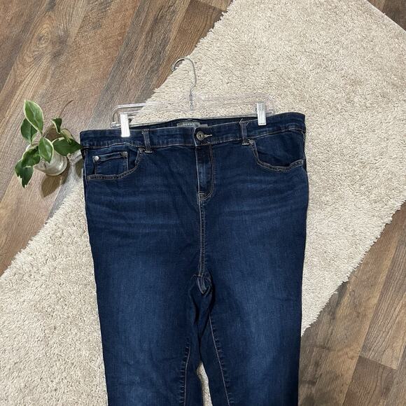 Torrid Versatile Dark Wash Whiskered Super Soft Midfit Super Skinny Jeans - Picture 3 of 8